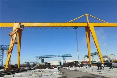 Kyrrstæður gantry krani